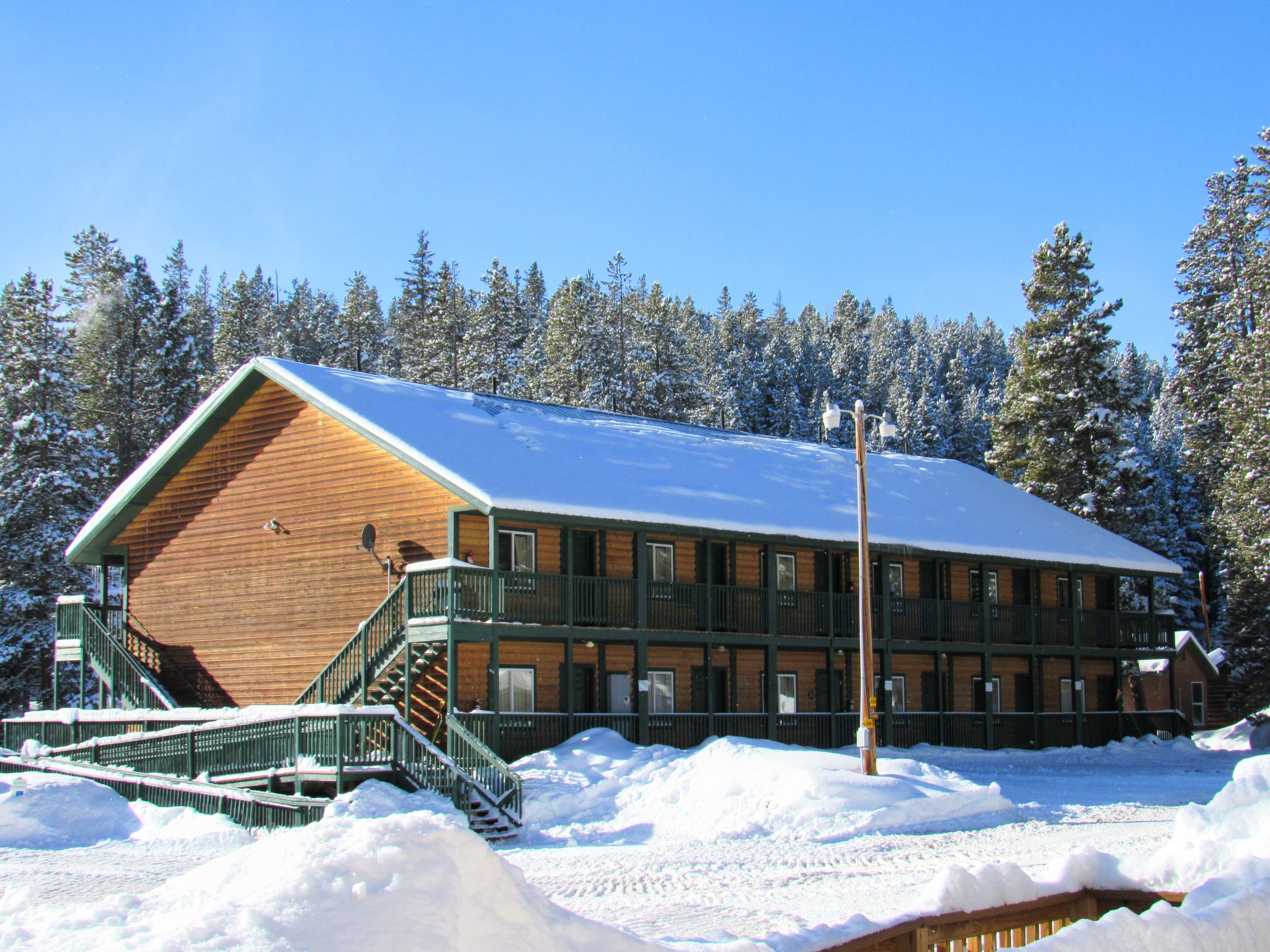 The hotel looking southwest.